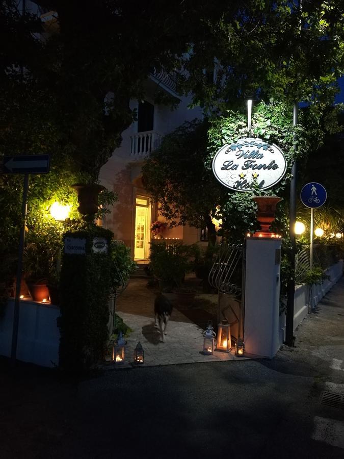 Villa La Fonte 马里纳-迪-皮特拉桑塔 外观 照片